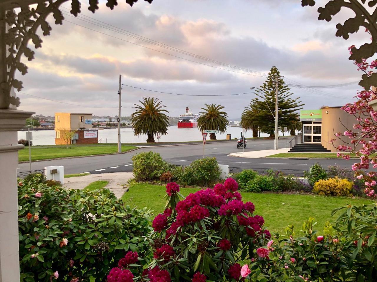 Riverbank Villa Devonport Esterno foto